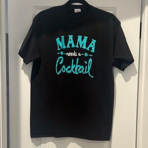 Women’s Black T-Shirt with Teal Graphic‎